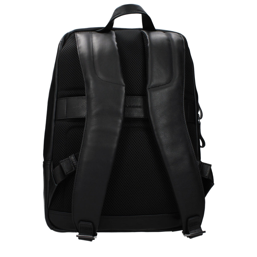 Piquadro Black Leather Backpack